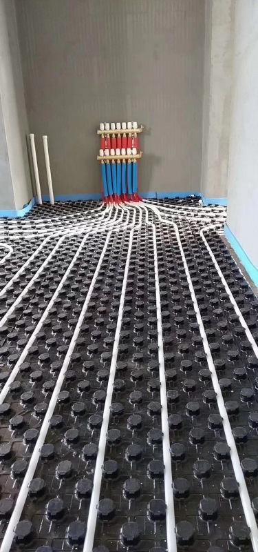 水地暖蘑菇頭